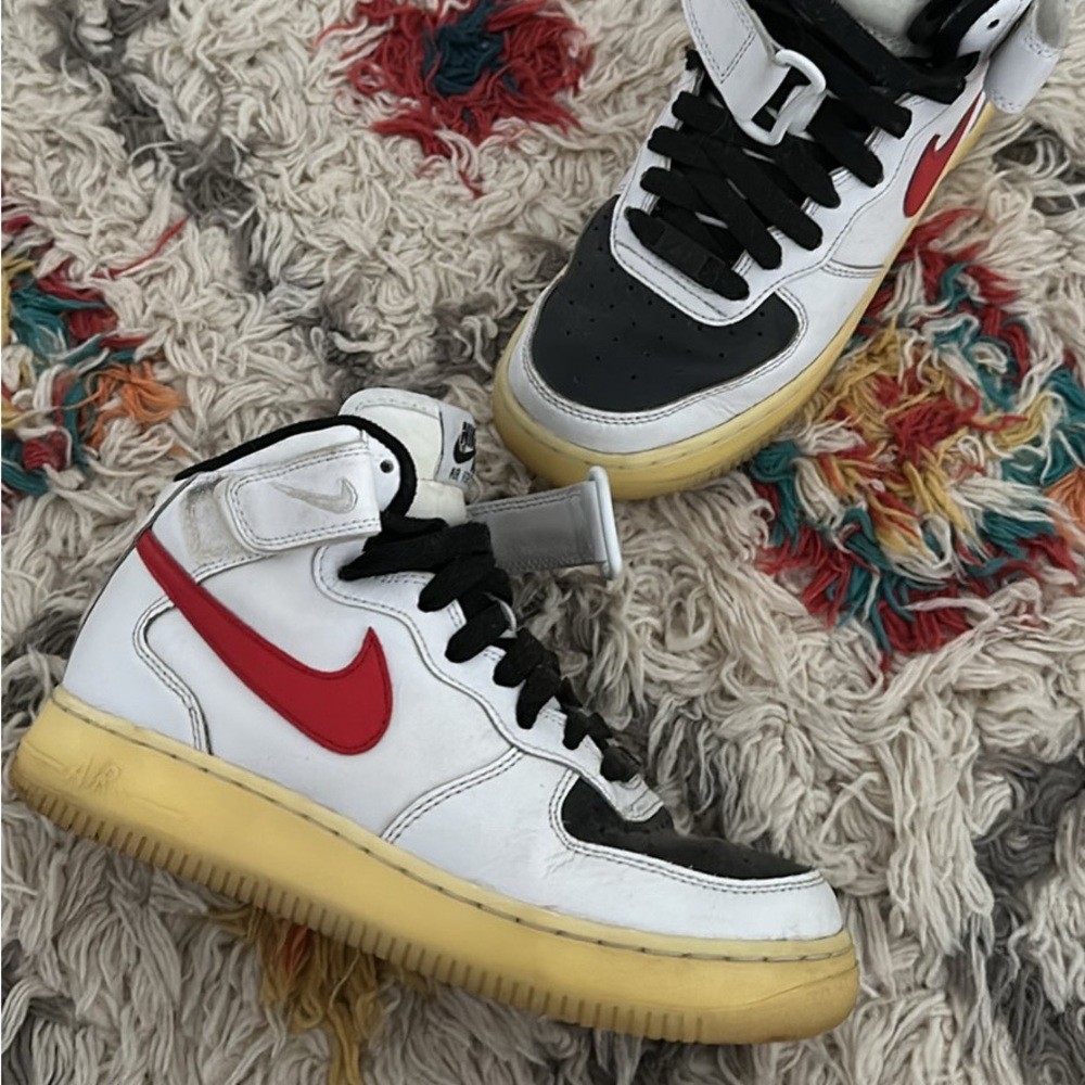 Nike Air Force 1